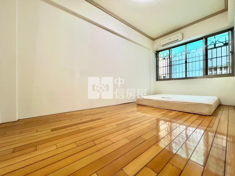 南京商圈車庫別墅房屋室內格局與周邊環境