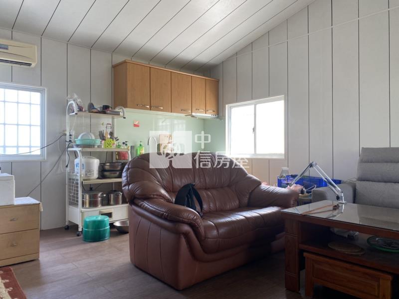 G215苗栗小木屋開心農場房屋室內格局與周邊環境