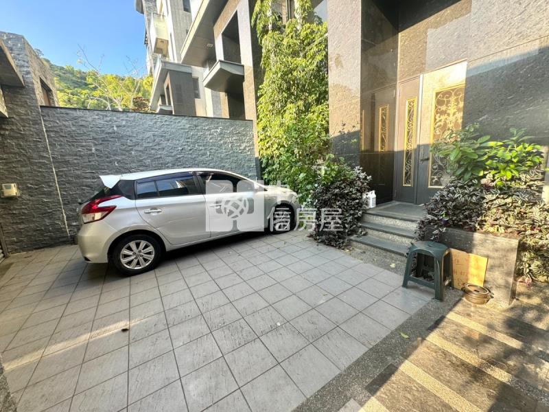 東山商圈大地坪雙車電梯別墅房屋室內格局與周邊環境