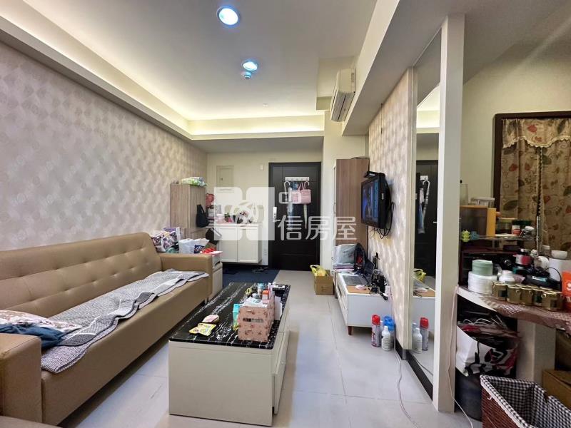 新杜拜高樓採光2房房屋室內格局與周邊環境