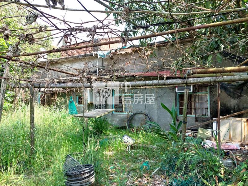 燕巢美農地+未保存登記建物房屋室內格局與周邊環境