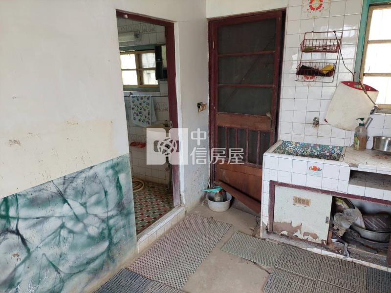 燕巢美農地+未保存登記建物房屋室內格局與周邊環境