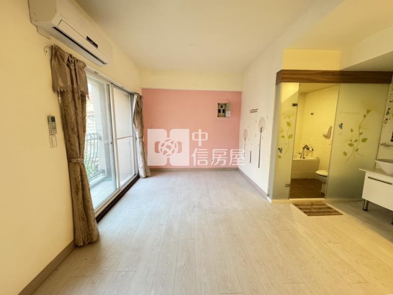山莊渡假景觀上疊別墅房屋室內格局與周邊環境