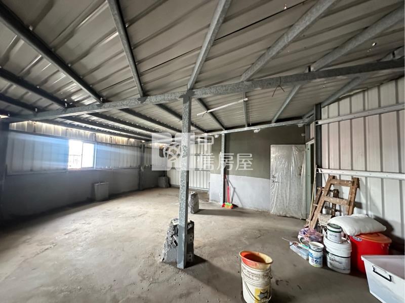 ▲調和市場旁美三房便宜賣房屋室內格局與周邊環境