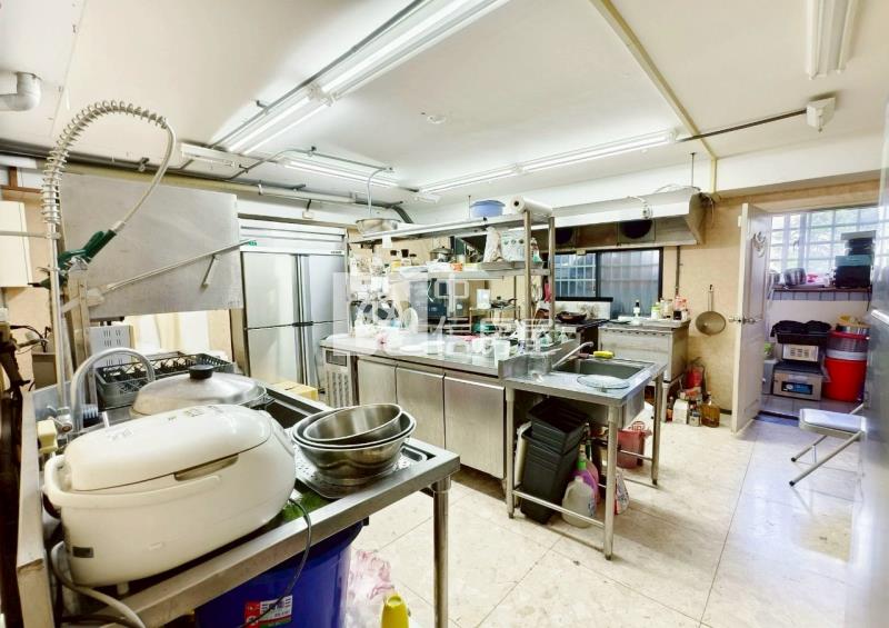 桃園龍安電梯百坪大商辦房屋室內格局與周邊環境