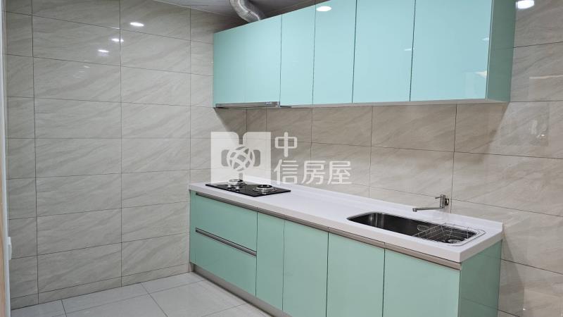 溪湖精裝車庫美透天房屋室內格局與周邊環境