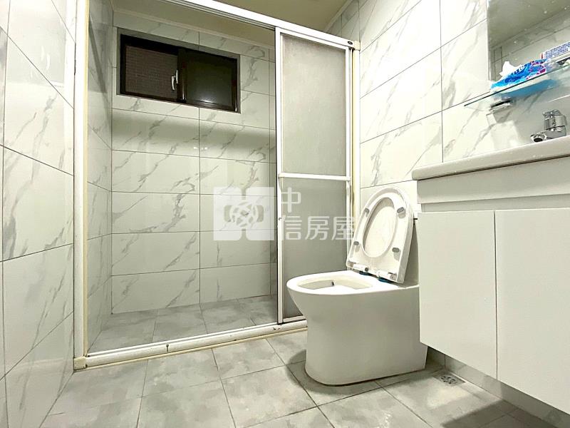 正十期質感社區兩房平車朝南(已出租)房屋室內格局與周邊環境