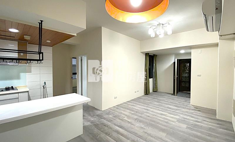 正十期質感社區兩房平車朝南(已出租)房屋室內格局與周邊環境