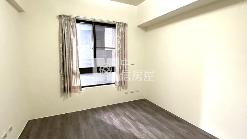 正十期質感社區兩房平車朝南(已出租)房屋室內格局與周邊環境