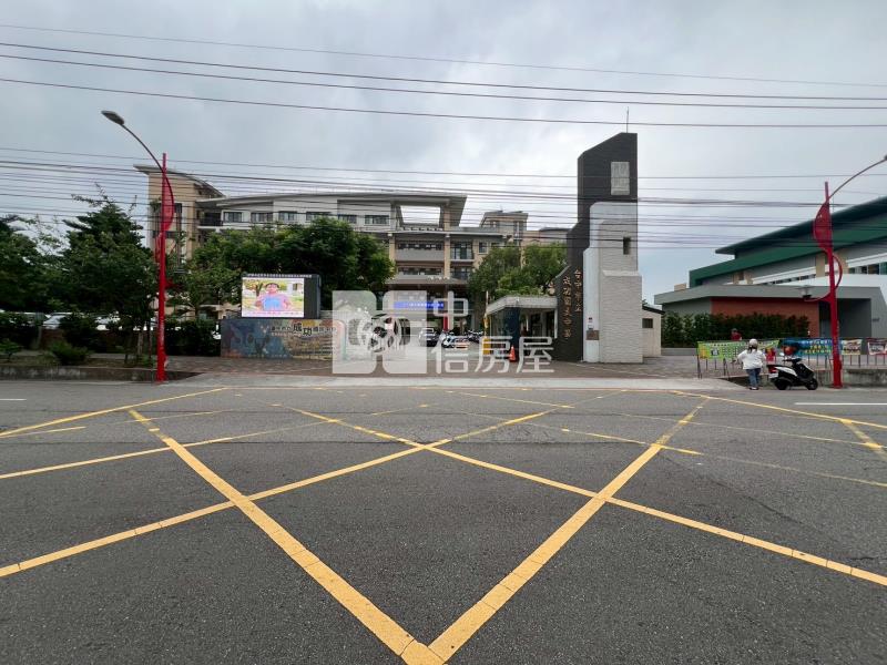元百樓中樓美廈房屋室內格局與周邊環境