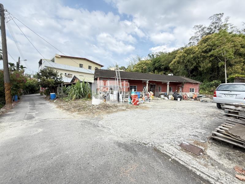 G046湖山水庫建地房屋室內格局與周邊環境