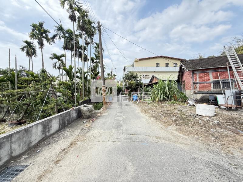 G046湖山水庫建地房屋室內格局與周邊環境