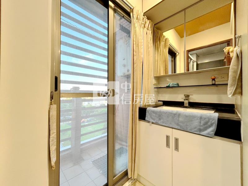 遠百精美樓中樓+車位房屋室內格局與周邊環境