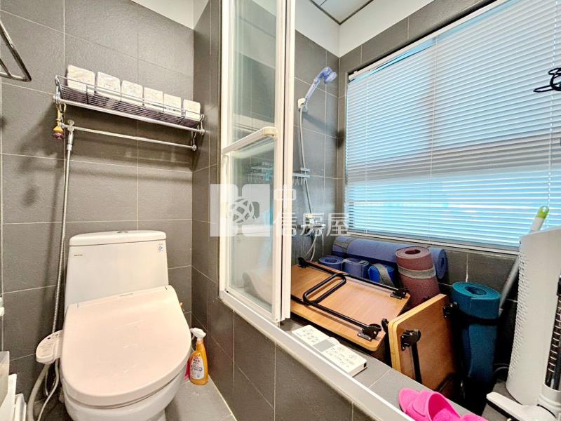 遠百精美樓中樓+車位房屋室內格局與周邊環境