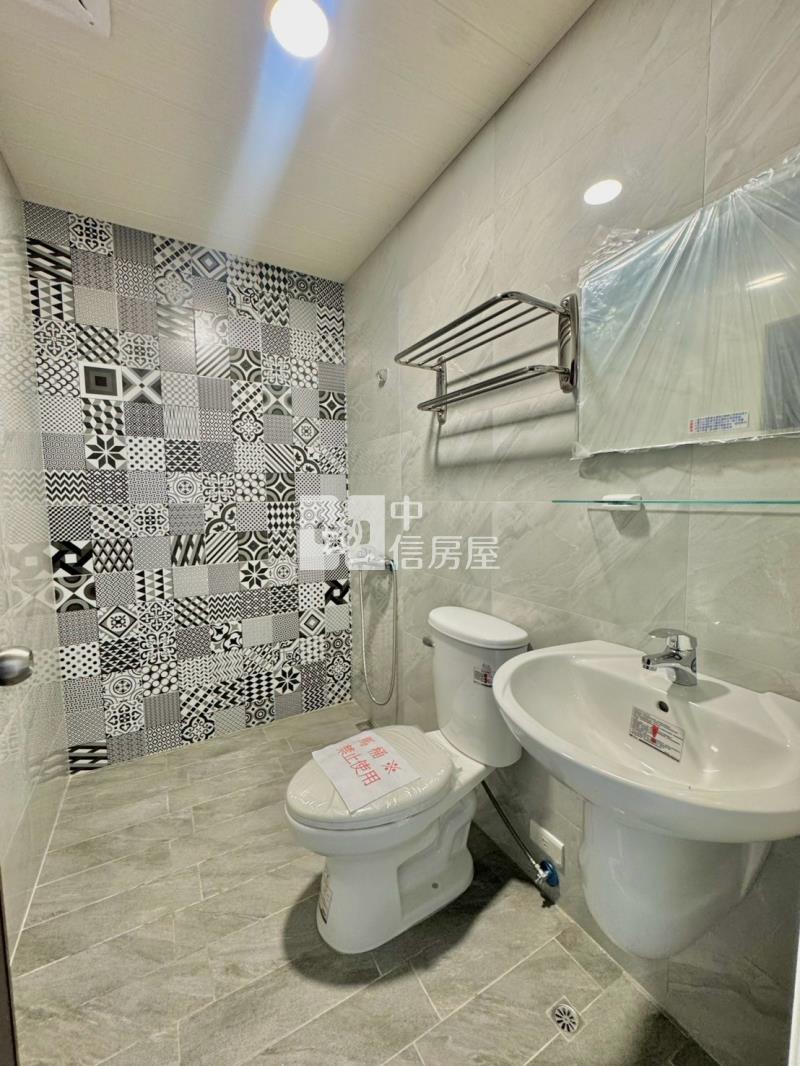 大寮中庄翻新透天房屋室內格局與周邊環境