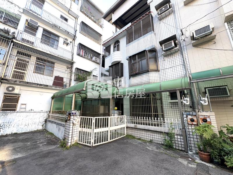 福潭路邊間大地坪透天房屋室內格局與周邊環境