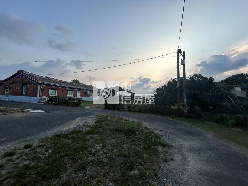 新生國小修身養性之正建地房屋室內格局與周邊環境