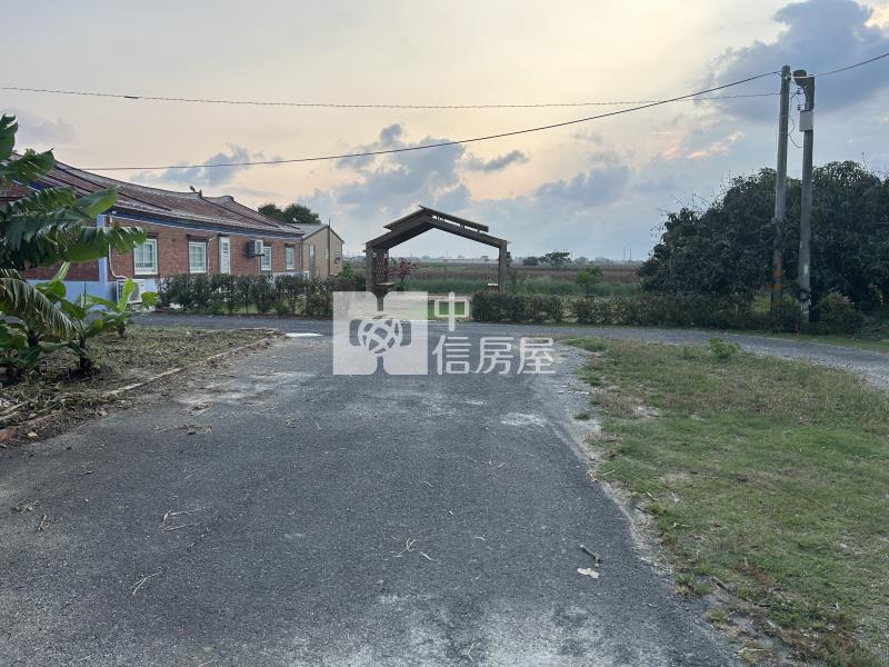 新生國小修身養性之正建地房屋室內格局與周邊環境