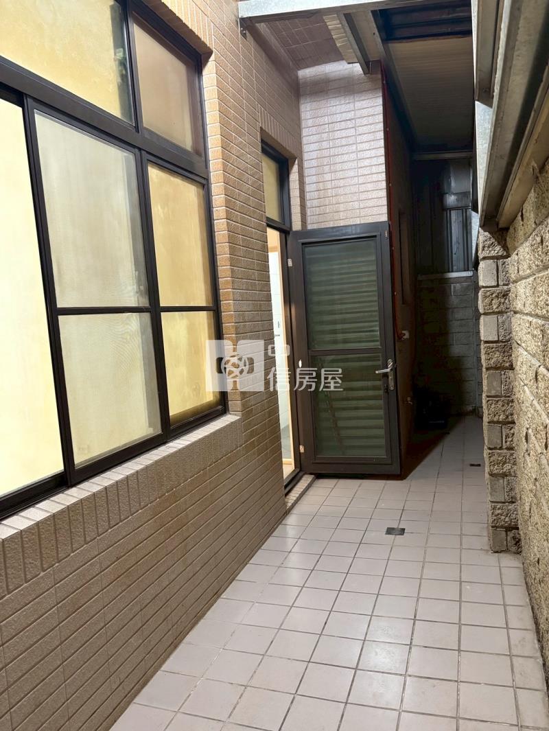 尚順百貨附近黃金透天房屋室內格局與周邊環境