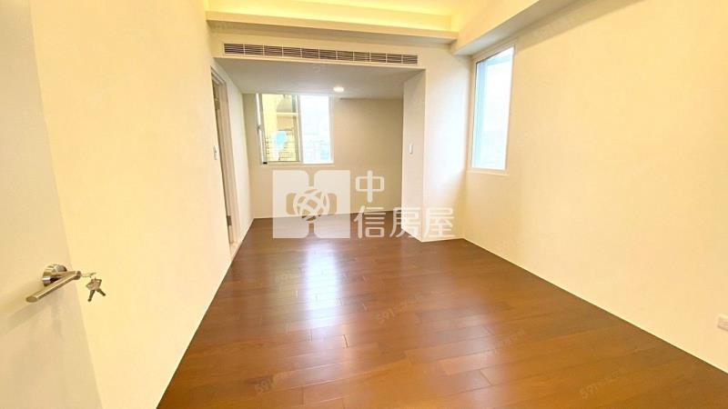 潭子車站精裝三房房屋室內格局與周邊環境