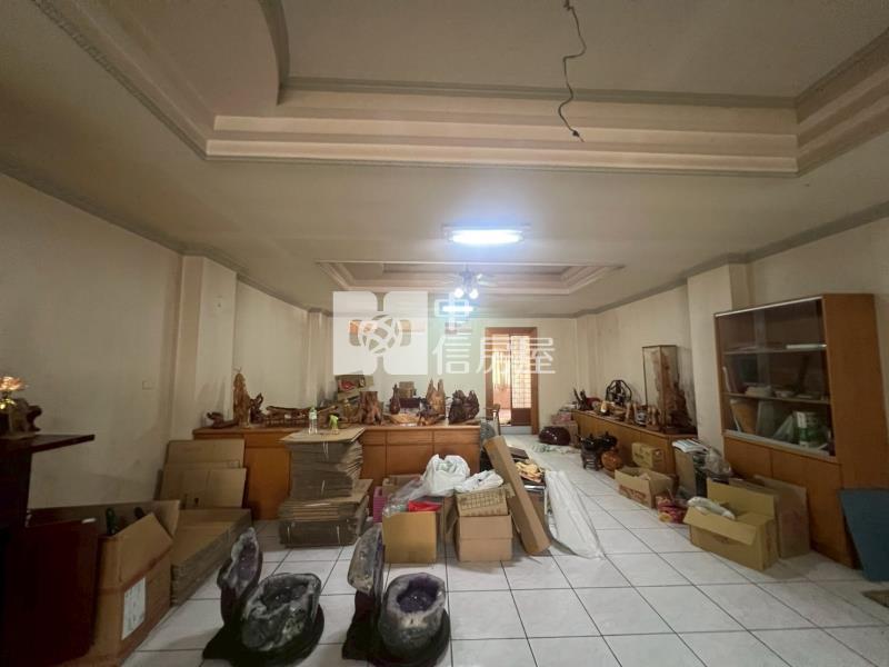 中興商圈便宜廠住房屋室內格局與周邊環境