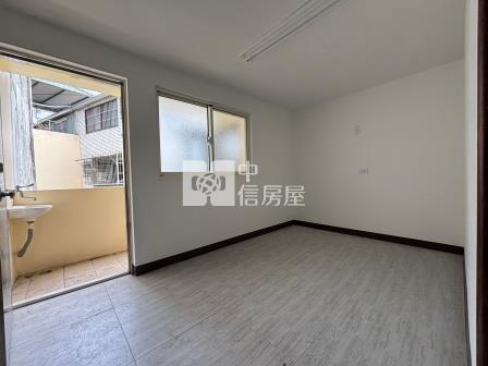 屏東房屋-長治長興路透天房屋室內格局與周邊環境