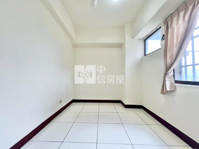 大里國宅大三房房屋室內格局與周邊環境
