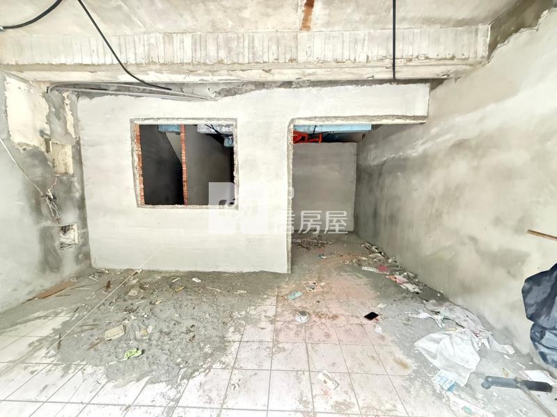 龍潭市區旁大地坪透天房屋室內格局與周邊環境