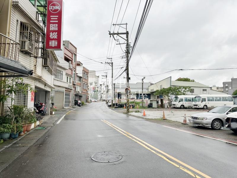 中壢華勛國小旁住宅用地房屋室內格局與周邊環境