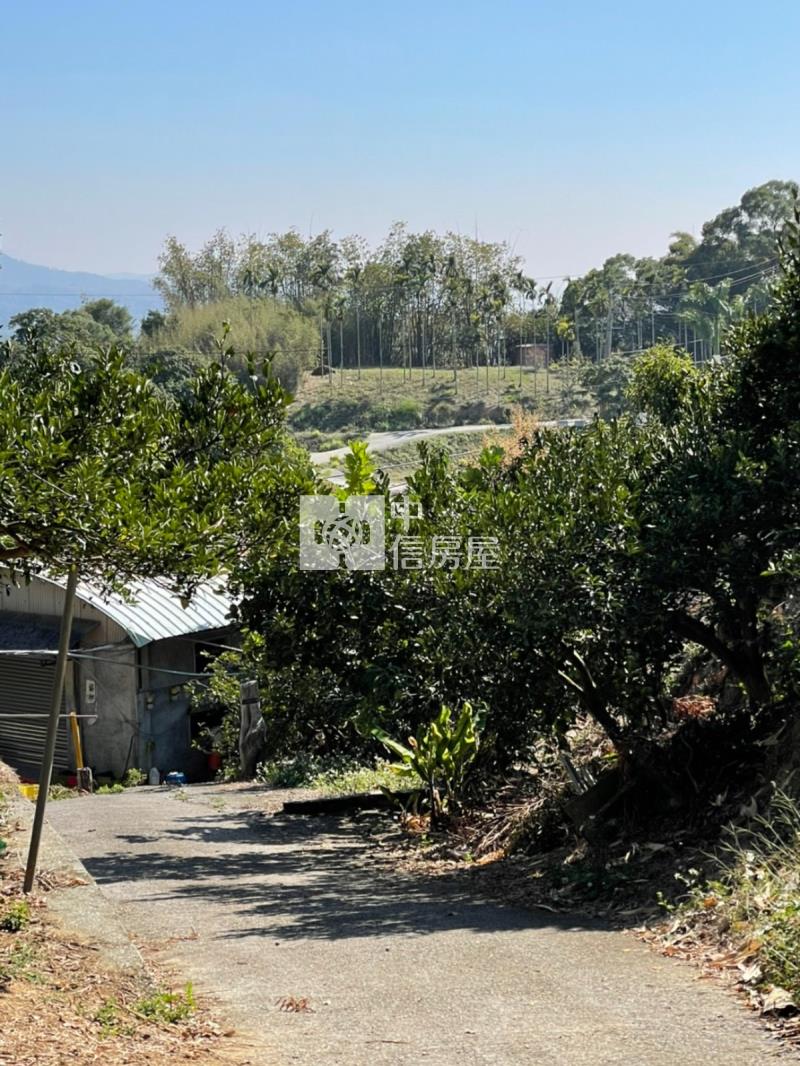 日光溫泉旁土地房屋室內格局與周邊環境