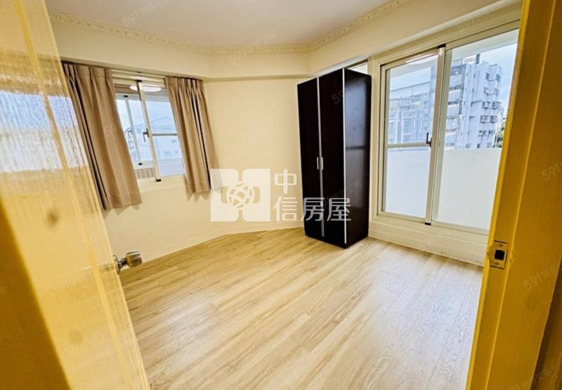 北屯昌平商圈爬梯公寓四樓房屋室內格局與周邊環境