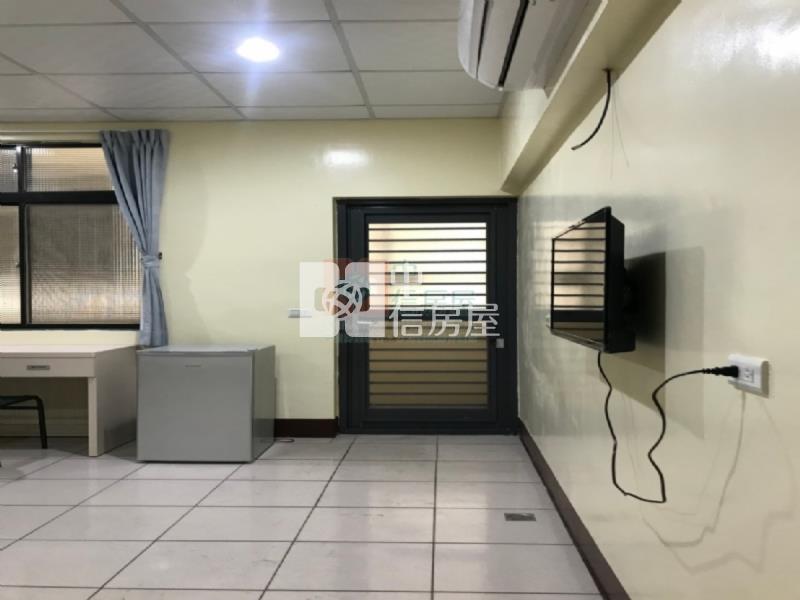 博愛街電梯投套金店面房屋室內格局與周邊環境