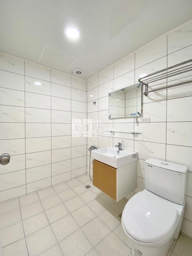 四維捷運免千萬2房車位房屋室內格局與周邊環境