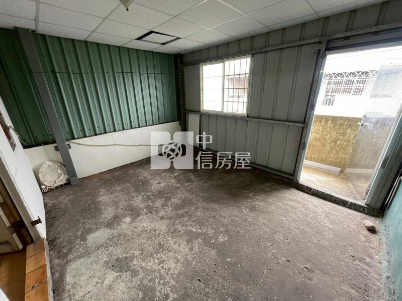 斗六成功路旁優質店住房屋室內格局與周邊環境