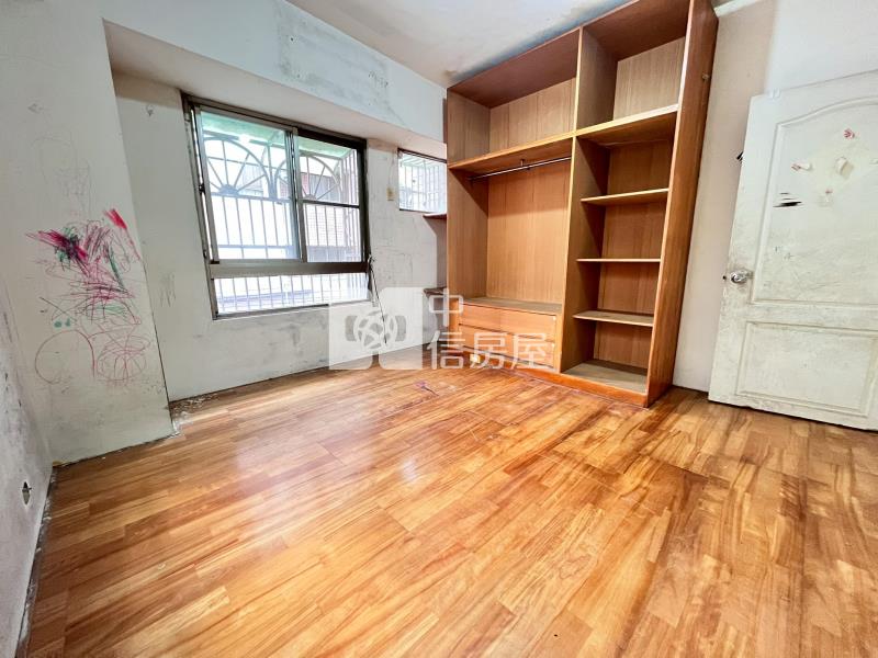漢神百貨旁採光三房房屋室內格局與周邊環境