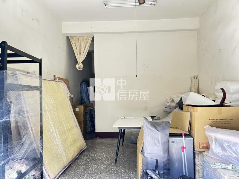 潭子車站旁低總價透天房屋室內格局與周邊環境