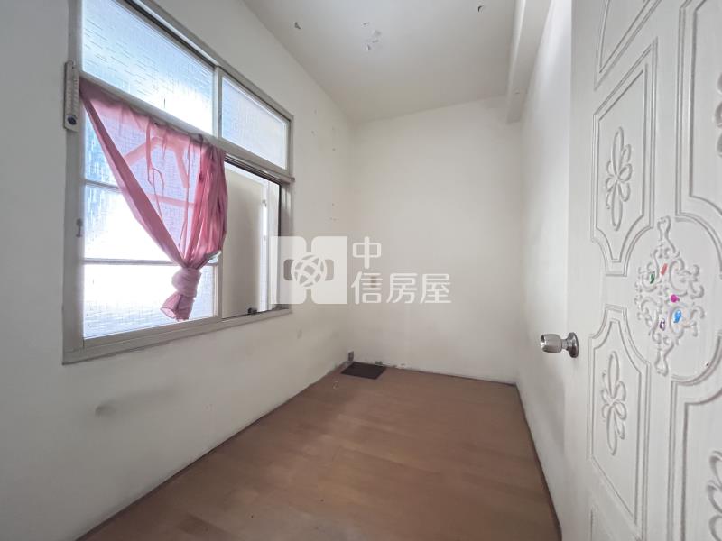 潭子車站旁低總價透天房屋室內格局與周邊環境