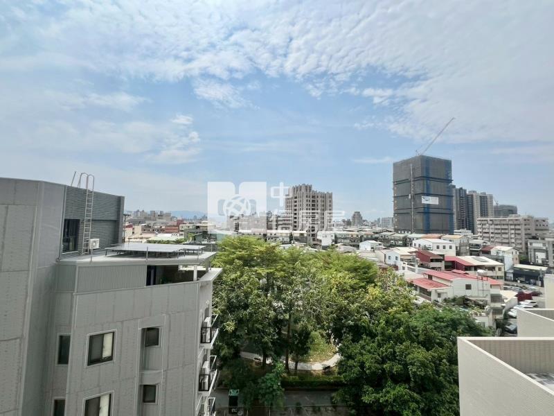 【林鼎願景一期】文心櫻花捷運長安國小林鼎願景三房平車房屋室內格局與周邊環境