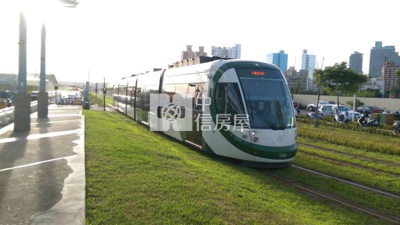 亞灣總圖樓中樓+平車房屋室內格局與周邊環境