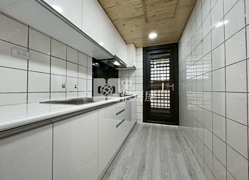 太平長億新平華廈房屋室內格局與周邊環境