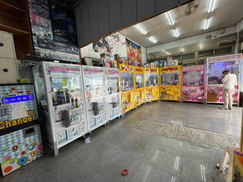 觀音新富路稀有面寬一樓收租聖品房屋室內格局與周邊環境