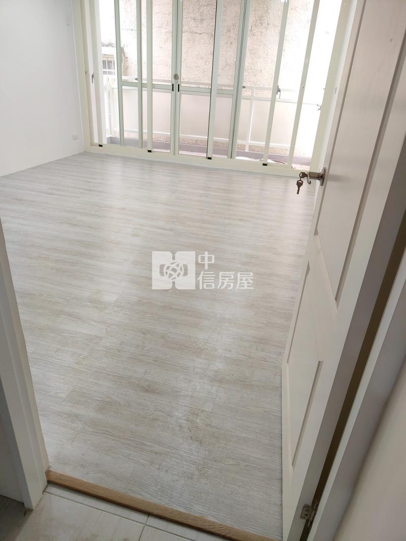 大里善化路旁全新整理透天房屋室內格局與周邊環境