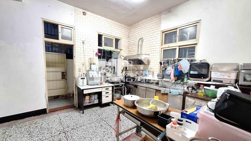 礁溪交流道旁邊間透天房屋室內格局與周邊環境