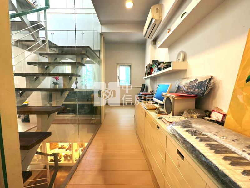 科博館大面寬臨路3主臥朝南美墅房屋室內格局與周邊環境