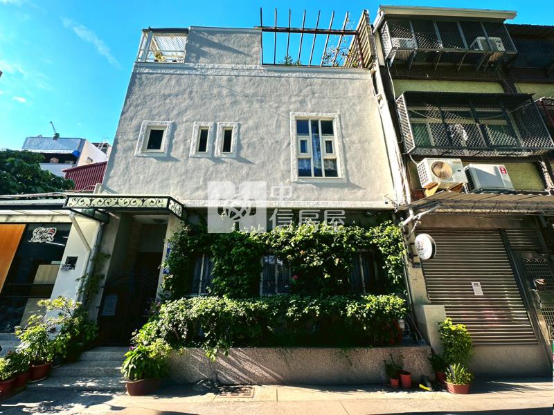 科博館大面寬臨路3主臥朝南美墅房屋室內格局與周邊環境
