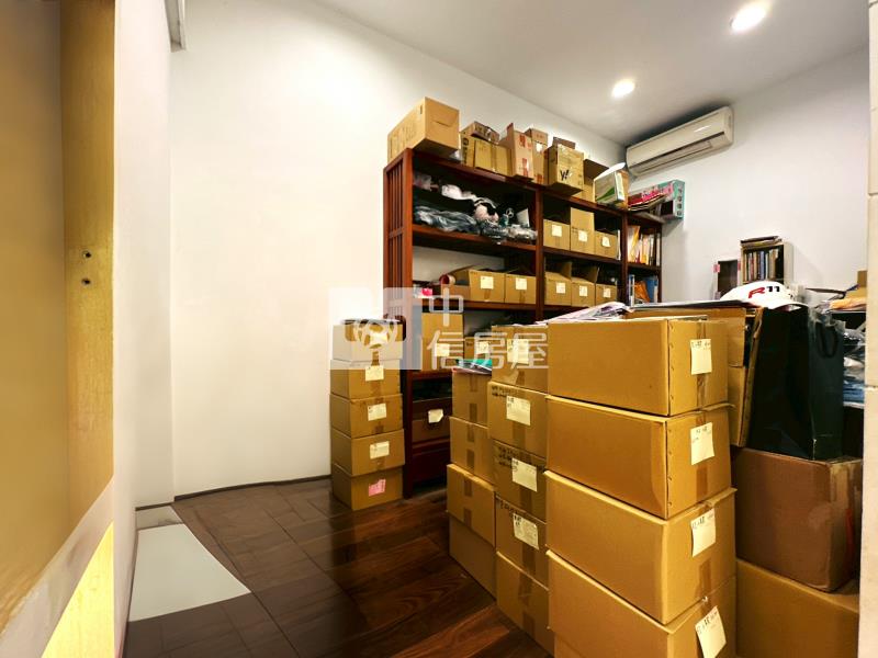 科博館大面寬臨路3主臥朝南美墅房屋室內格局與周邊環境