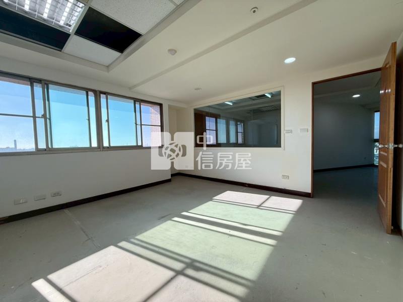 新化中山路整新商住景觀大樓房屋室內格局與周邊環境