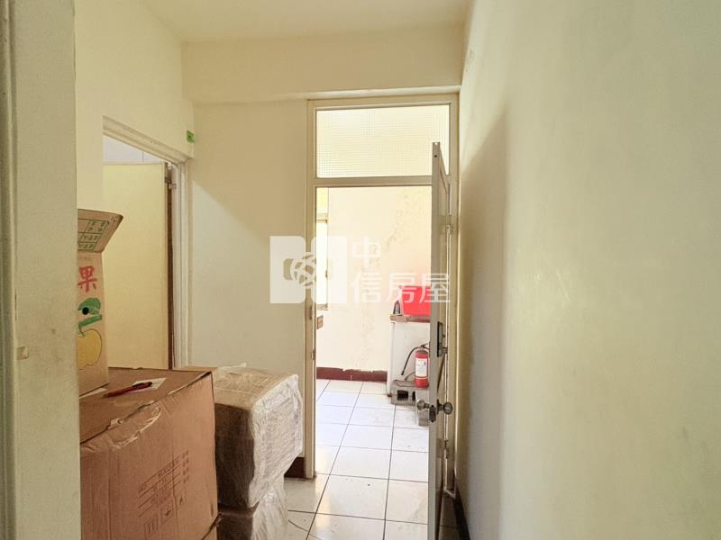 信義路美店住房屋室內格局與周邊環境