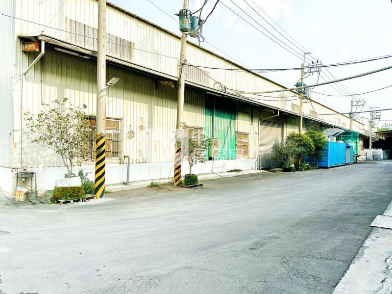 正南三路甲工廠房房屋室內格局與周邊環境