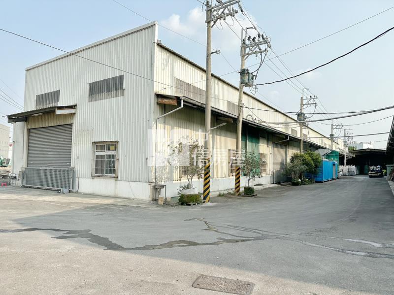 正南三路甲工廠房房屋室內格局與周邊環境